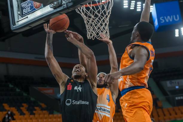 又近了一步 又近了一步